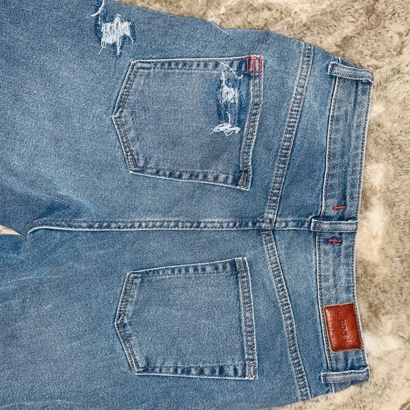 BDG - Picture 2 of 3